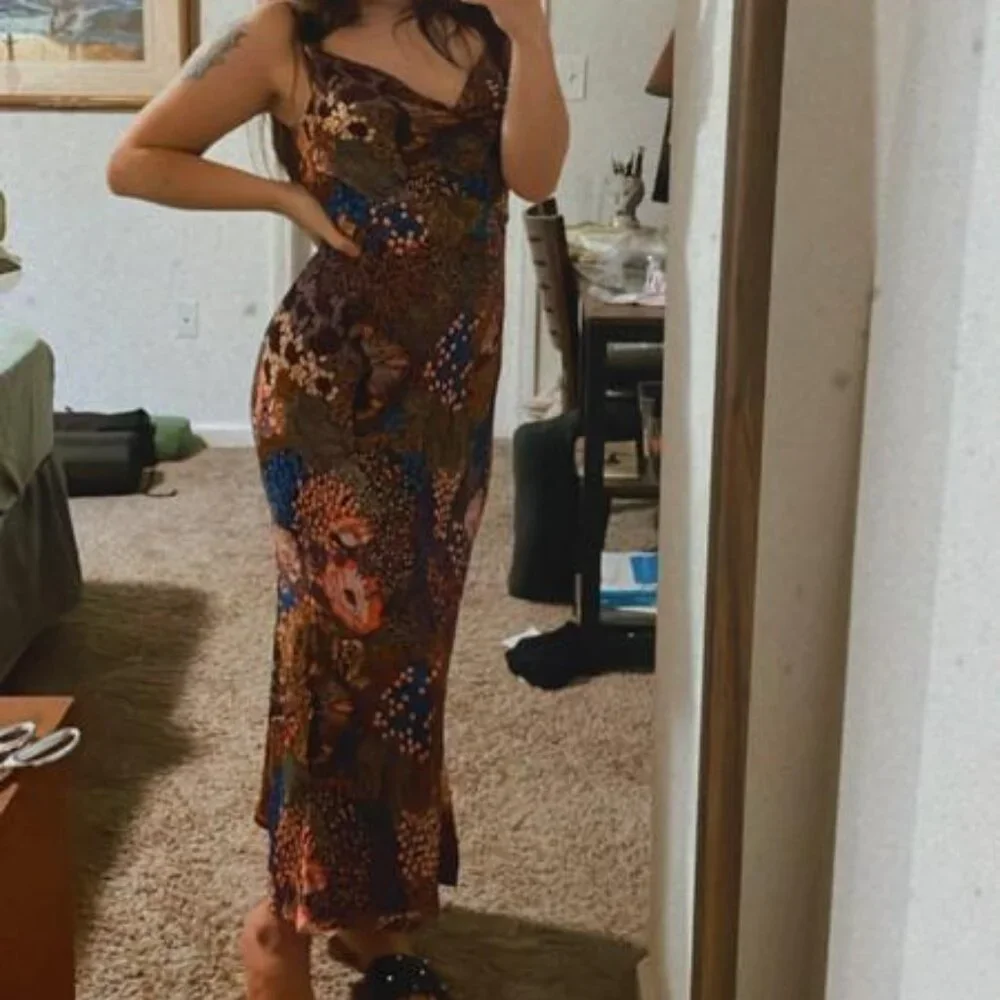 Anthropologie Elyse Luxe Bias Cut Slip Dress Multi Floral Silky ✨ 💃🏻 Medium - Picture 10 of 10